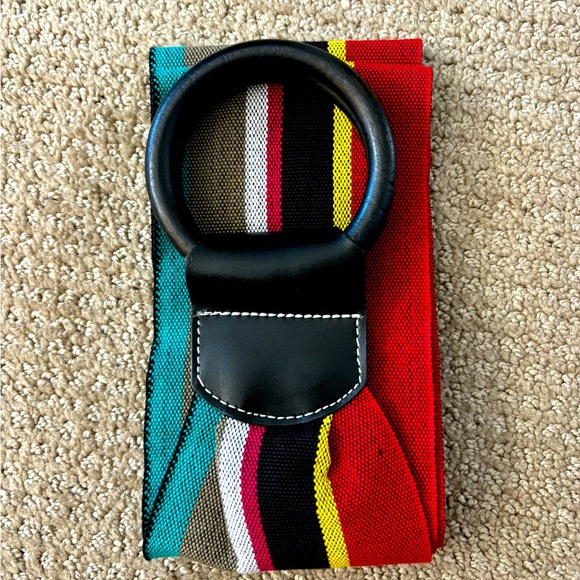 Vintage Striped Woven Belt with Wooden rings - Picture 3 of 8